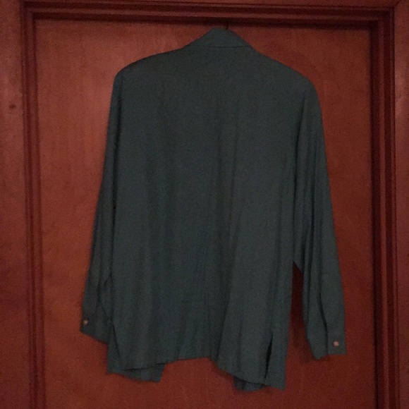 Blouse - Picture 2 of 3